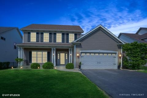 138 Fieldcrest Dr, Bartlett, IL 60103 photo 2
