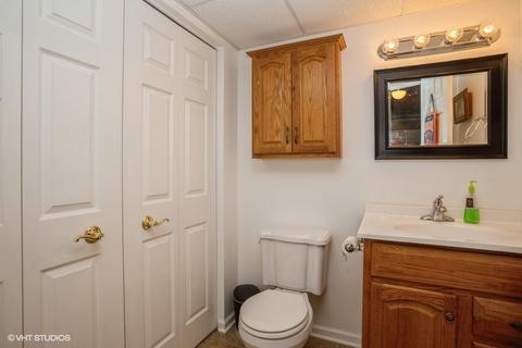 138 Fieldcrest Dr, Bartlett, IL 60103 photo 21