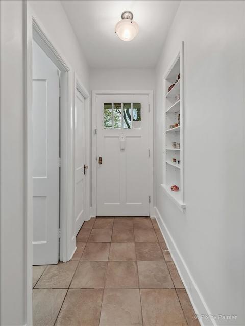407 E Indiana St, Wheaton, IL 60187 photo 2