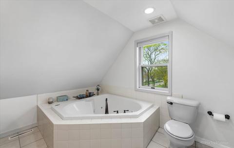 407 E Indiana St, Wheaton, IL 60187 photo 24
