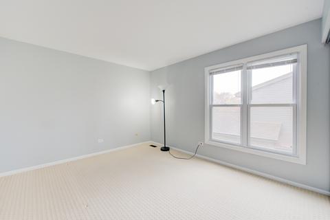 2008 E Pin Oak Dr, Mount Prospect, IL 60056 photo 28