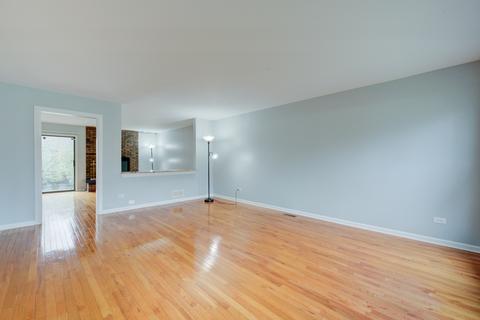 2008 E Pin Oak Dr, Mount Prospect, IL 60056 photo 5