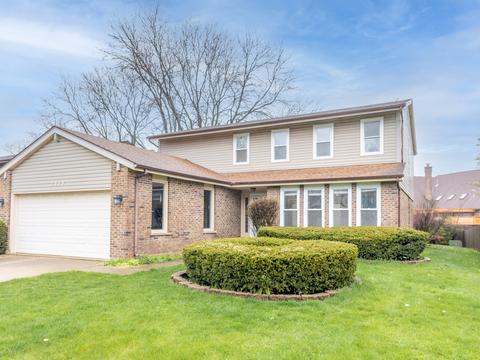 2008 E Pin Oak Dr, Mount Prospect, IL 60056 photo 1