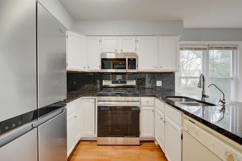 2008 E Pin Oak Dr, Mount Prospect, IL 60056 photo 16