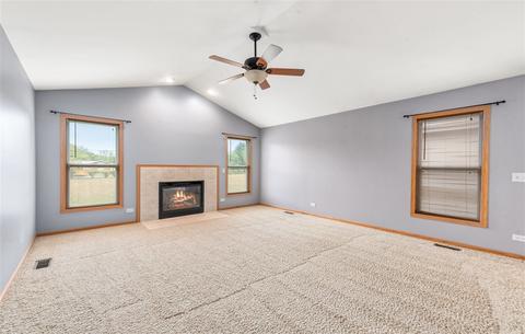 1440 Mackenzie Ln, Elgin, IL 60120 photo 10