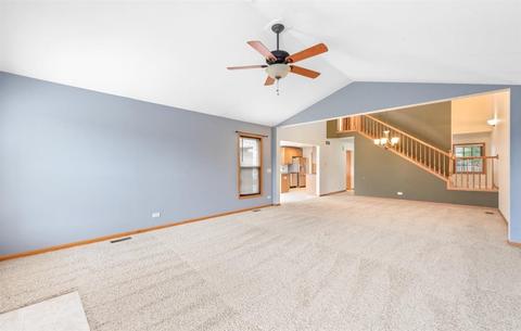1440 Mackenzie Ln, Elgin, IL 60120 photo 12