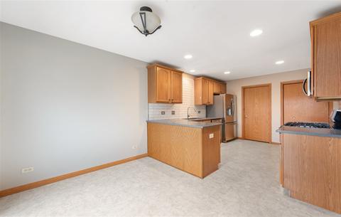 1440 Mackenzie Ln, Elgin, IL 60120 photo 13