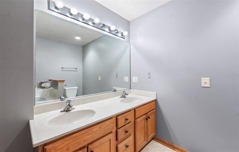 1440 Mackenzie Ln, Elgin, IL 60120 photo 27