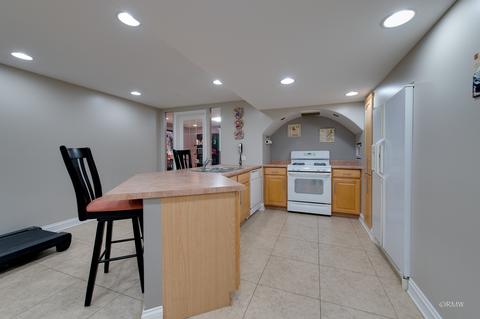 613 Versailles Dr, Bartlett, IL 60103 photo 36