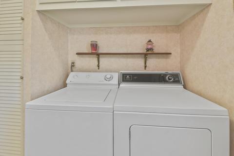 1807 Crescent, Champaign, IL 61821 photo 24
