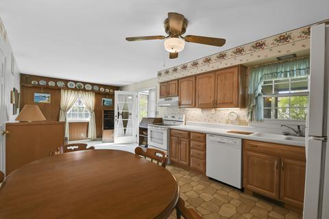 1807 Crescent, Champaign, IL 61821 photo 8