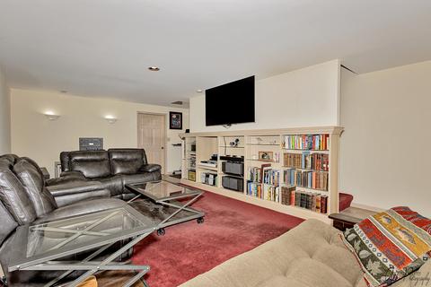 3320 Twisted Oak Ct, Mchenry, IL 60051 photo 21