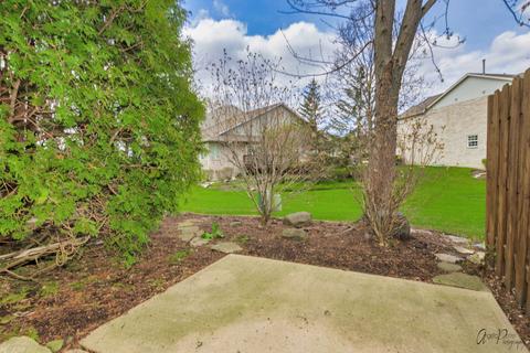 3320 Twisted Oak Ct, Mchenry, IL 60051 photo 24