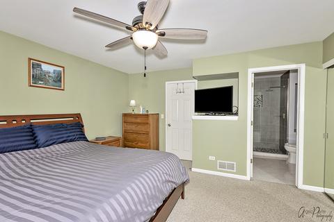 3320 Twisted Oak Ct, Mchenry, IL 60051 photo 16