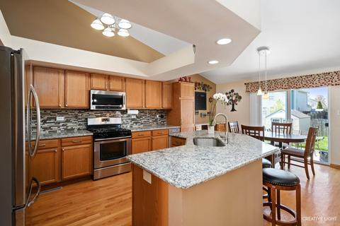 1215 Betty Dr, Plainfield, IL 60586 photo 8
