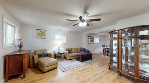 714 E High St, Monticello, IL 61856 photo 12