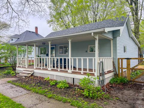 714 E High St, Monticello, IL 61856 photo 2