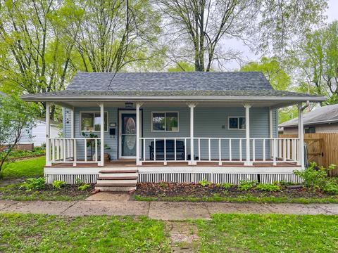 714 E High St, Monticello, IL 61856 photo 1