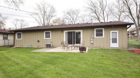 938 Beverly Dr, Wheeling, IL 60090 photo 16