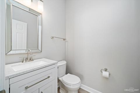 709 Periwinkle Ln, Aurora, IL 60504 photo 11