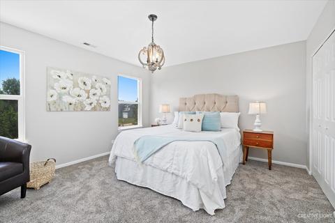 709 Periwinkle Ln, Aurora, IL 60504 photo 12