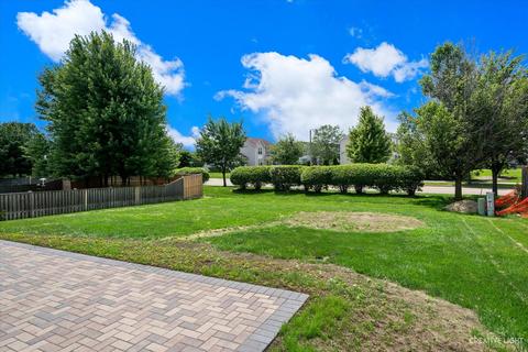 709 Periwinkle Ln, Aurora, IL 60504 photo 18