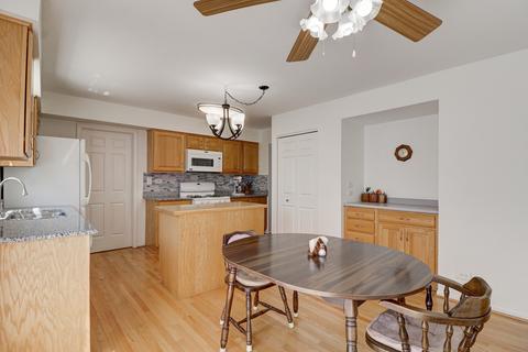 5505 Groveside Ln, Rolling Meadows, IL 60008 photo 8