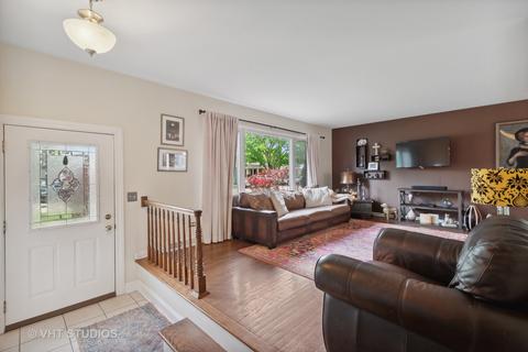 1805 E Cree Ln, Mount Prospect, IL 60056 photo 3