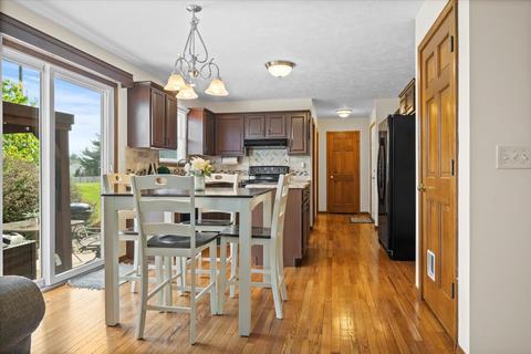 305 Wildberry Dr, Normal, IL 61761 photo 5