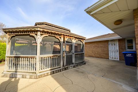 469 Lance Dr, Des Plaines, IL 60016 photo 15