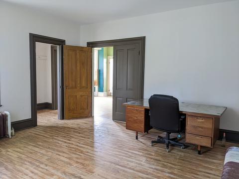 421 E Dixon St, Polo, IL 61064 photo 2