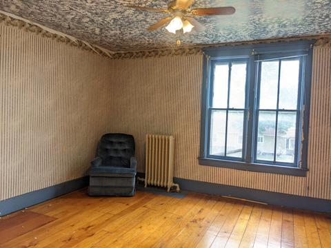 421 E Dixon St, Polo, IL 61064 photo 13