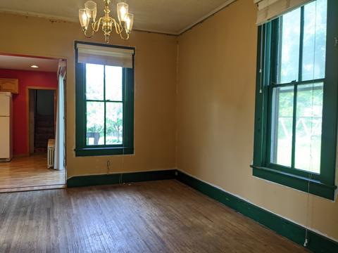 421 E Dixon St, Polo, IL 61064 photo 7