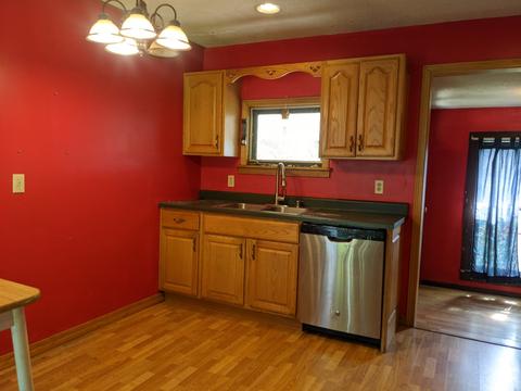 421 E Dixon St, Polo, IL 61064 photo 9