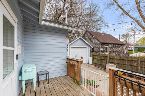 339 Wheelock St, Elgin, IL 60123 photo 3