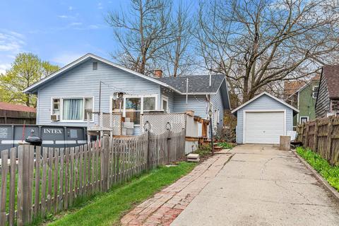 339 Wheelock St, Elgin, IL 60123 photo 1
