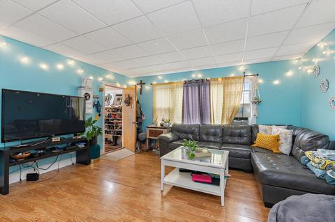 339 Wheelock St, Elgin, IL 60123 photo 6