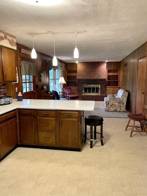 110 Maple St, Raymond, IL 62560 photo 8