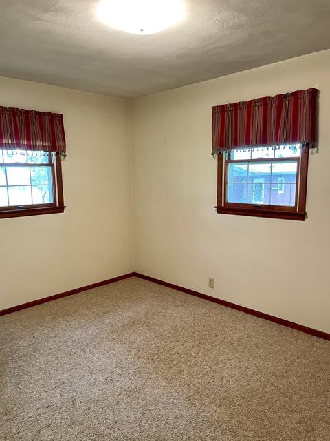 110 Maple St, Raymond, IL 62560 photo 20