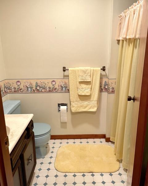 110 Maple St, Raymond, IL 62560 photo 24