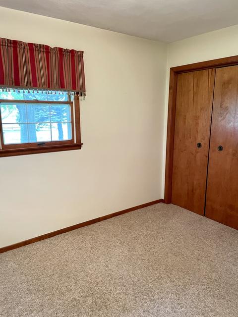110 Maple St, Raymond, IL 62560 photo 21