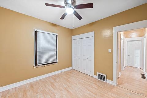 315 Lawrence Ave, Elgin, IL 60123 photo 11