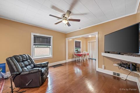 315 Lawrence Ave, Elgin, IL 60123 photo 6