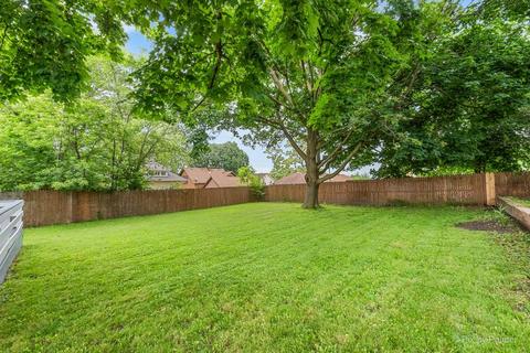 315 Lawrence Ave, Elgin, IL 60123 photo 27