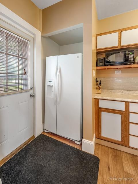 315 Lawrence Ave, Elgin, IL 60123 photo 8