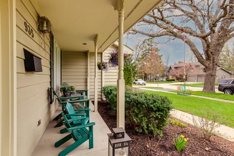 935 Walnut St, Deerfield, IL 60015 photo 2