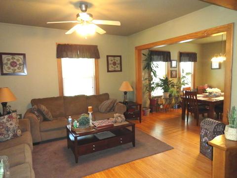 Undisclosed, Elgin, IL 60123 photo 4