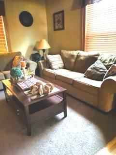 Undisclosed, Elgin, IL 60123 photo 5