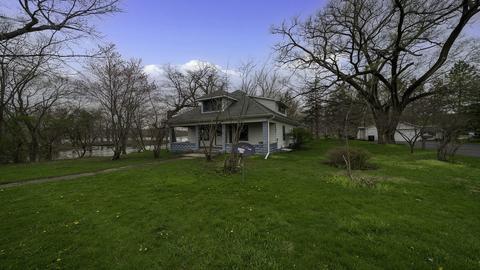 100 E Washington St, Oregon, IL 61061 photo 1
