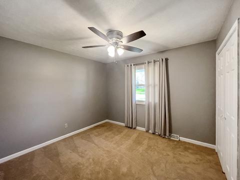 2042 Cimarron Dr, Freeport, IL 61032 photo 16